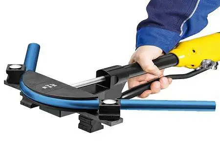 آموزش برش و خم کردن لوله پنج لایه بدون آسیب