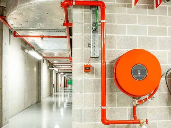 مقایسه لوله پنج لایه و فولادی