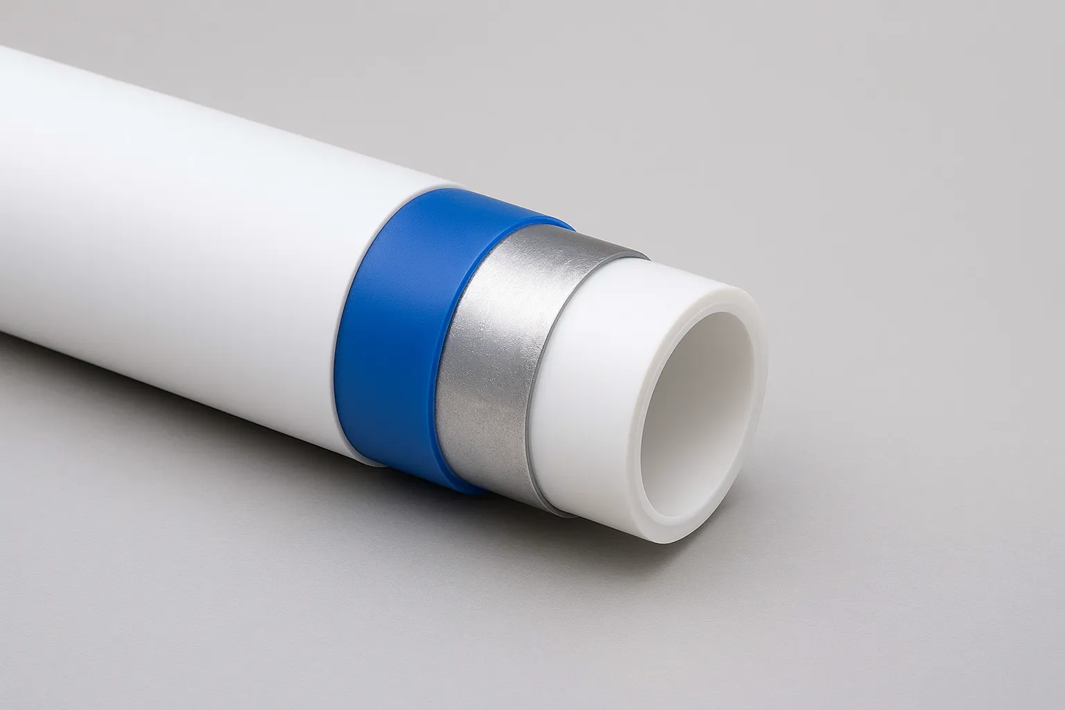 چرا لوله پنج لایه برای ویلاها گزینه بهتری است؟